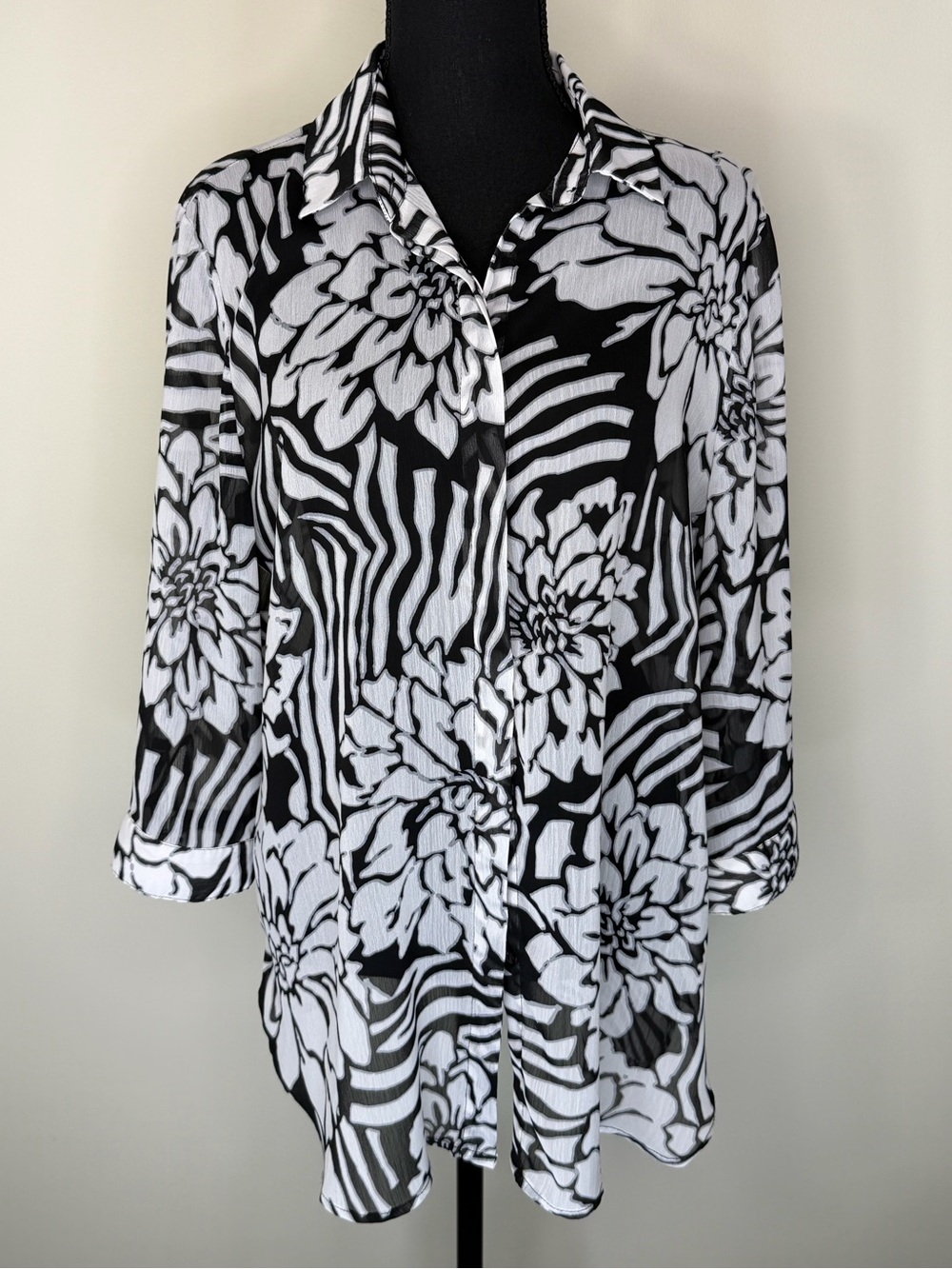 Chico's Shirt Womens 2 Large Black White Floral Sheer Long Sleeve Button Up